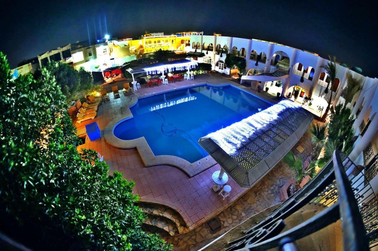 Yassmina Hotel Дахаб Экстерьер фото